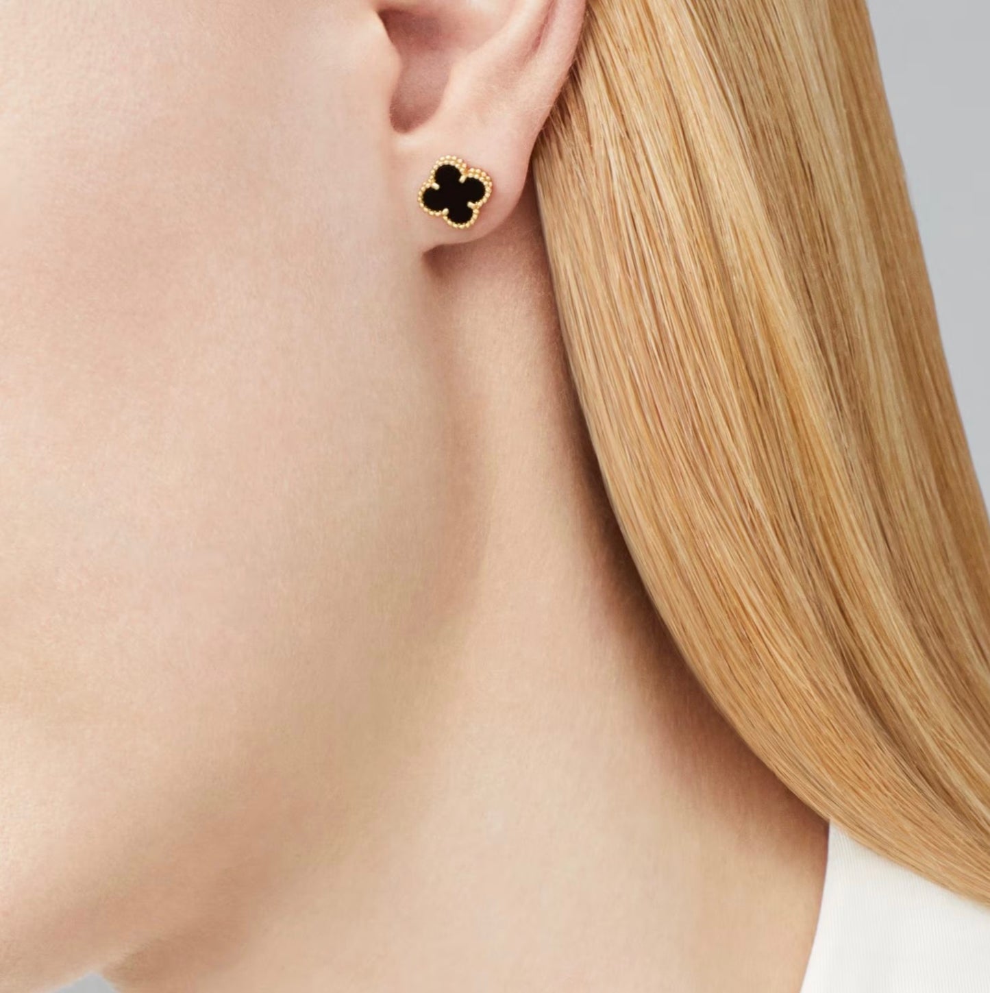 Mini Glücksbringer Ohrringe - schwarz